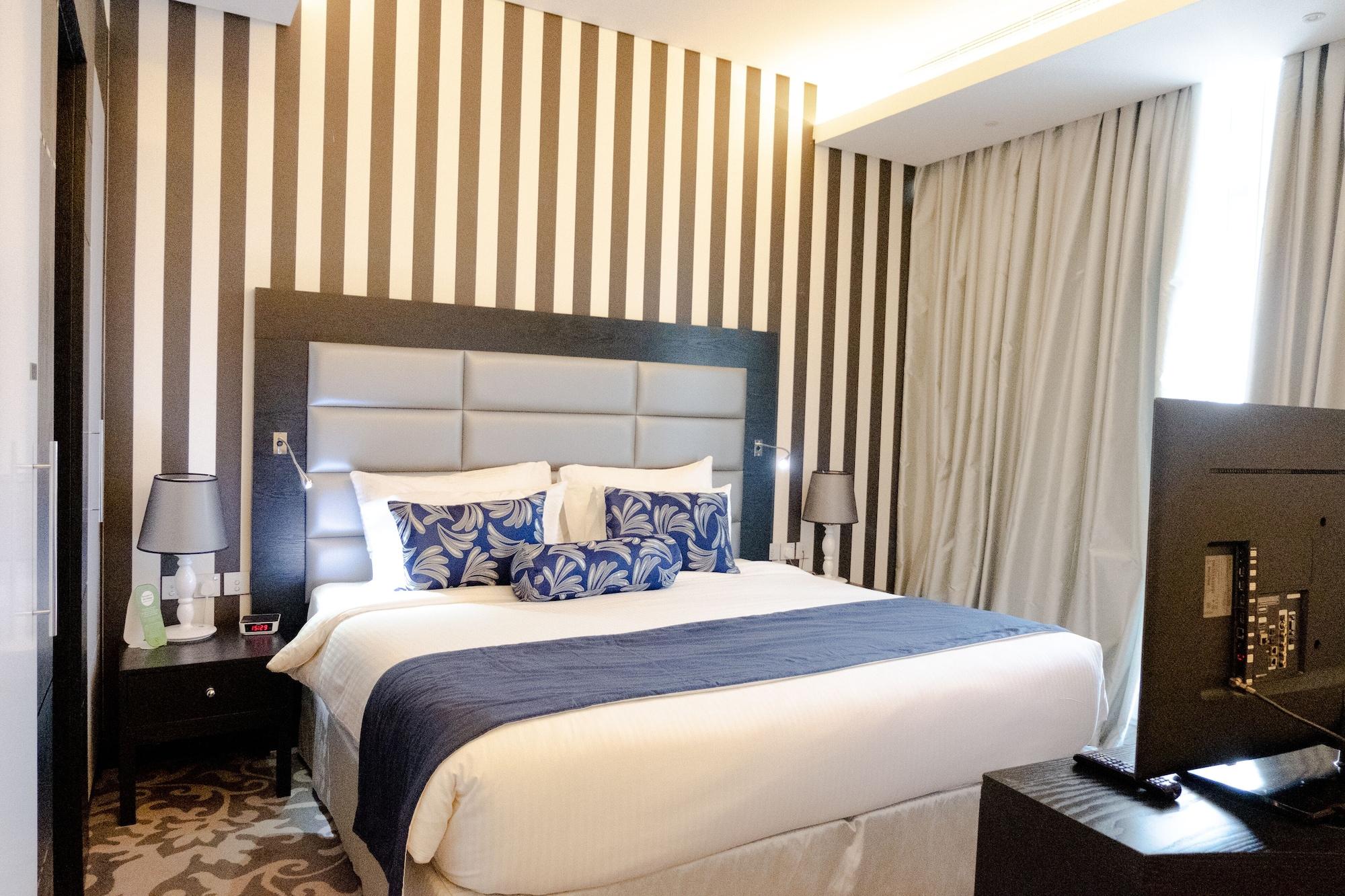 Signature 1 Hotel Tecom Dubai Exterior photo